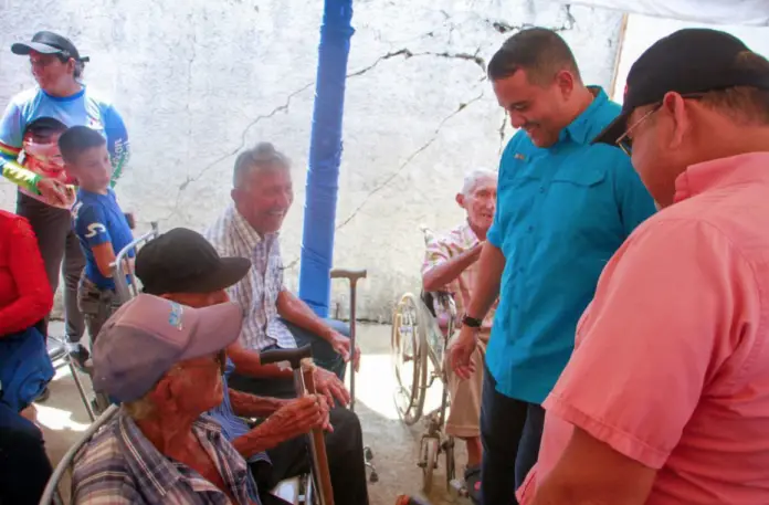 Atención médica, entrega de medicamentos, 1x10 del Buen Gobierno y programas de las Misiones llevó la Ruta de Bienestar Social.