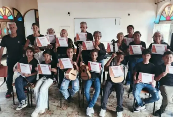 El Instituto de Cultura del estado Falcón (incudef) celebró el cierre del taller vacacional de cuatro con una emotiva presentación.
