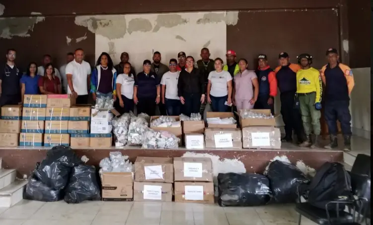 Por instrucciones del presidente Nicolás Maduro y el gobernador Víctor Clark, el equipo del Gabinete Regional, se desplegó en el municipio Federación, a propósito de evaluar el impacto de la onda tropical número 48.
