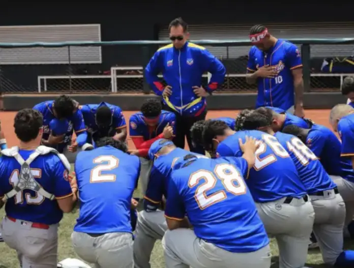 La Selección de Venezuela de Béisbol sub-23 mantiene su paso perfecto por el Campeonato Panamericano que se disputa en Lima, Perú.