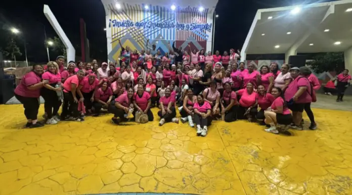 Este 23 de octubre el Centro Médico Cardio Salud llevó adelante la sexta edición de la bailoterapia Senos Saludables 2025.