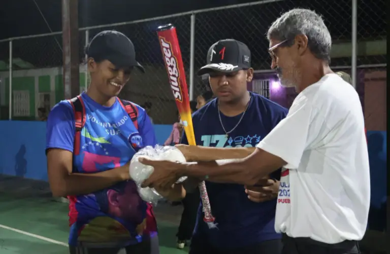 Comuna de Coro entrega tres canchas recuperadas e implementos deportivos