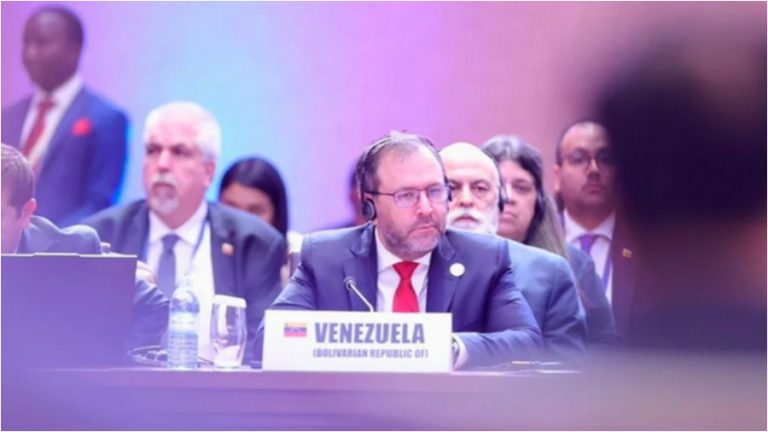 Cumbre de Países No Alineados concluyó con firme respaldo a Venezuela