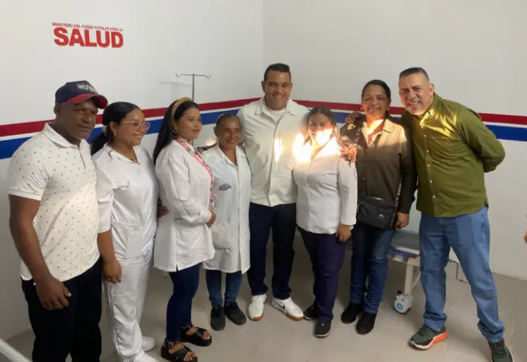 El gobernador Victor Clark entregó totalmente renovado el Consultorio Popular tipo II el cual beneficiará a más de 14 mil habitantes.
