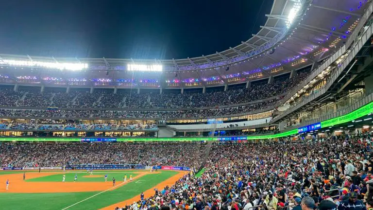 El primer encuentro Caracas-Magallanes encenderá el estadio Monumental