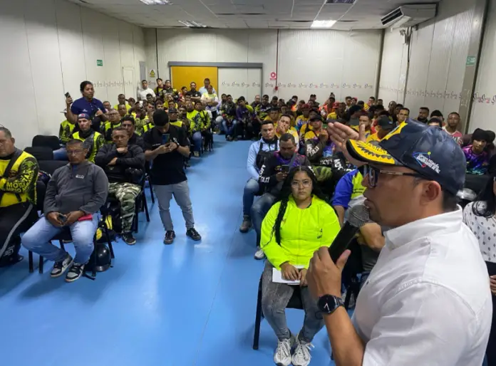 Este miércoles el alcalde Henry Hernández encabezó el inicio de la segunda cohorte de la academia de manejo integrada por 109 mototaxistas.