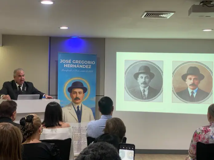 jose-gregorio-hernandez En el salón de conferencia de la Clínica Guadalupe se llenó fe con el foro sobre San José Gregorio Hernández, “Un constructor de la paz