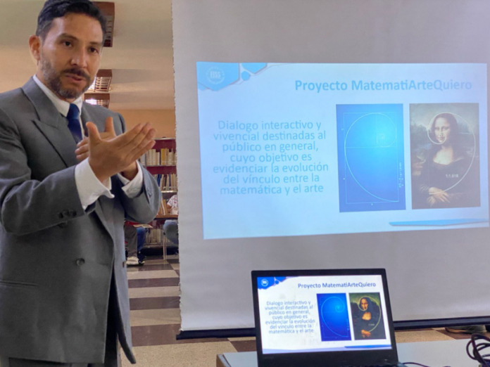 El miembro de la Federación Internacional de Sociedades Científicas (FISS), Juan Sergio Cuenca, visitó al ciudad de Coro para promover el proyecto “MatematicArteQuiero”.