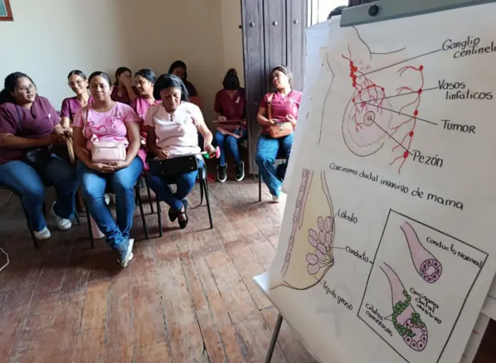 Este miércoles en la Antigua Aduana del municipio Colina se realizó el foro denominado “Mujer tejedora de Saberes Ancestrales”.