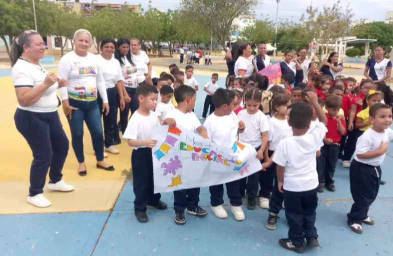 Este 31 de octubre, el Centro de Educación Inicial Socialista CEIS Simón Bolívar arriba a 45 años comprometidos con el desarrollo integral.
