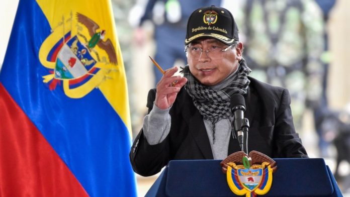 Petro responde a Trump tras ser tildado de 