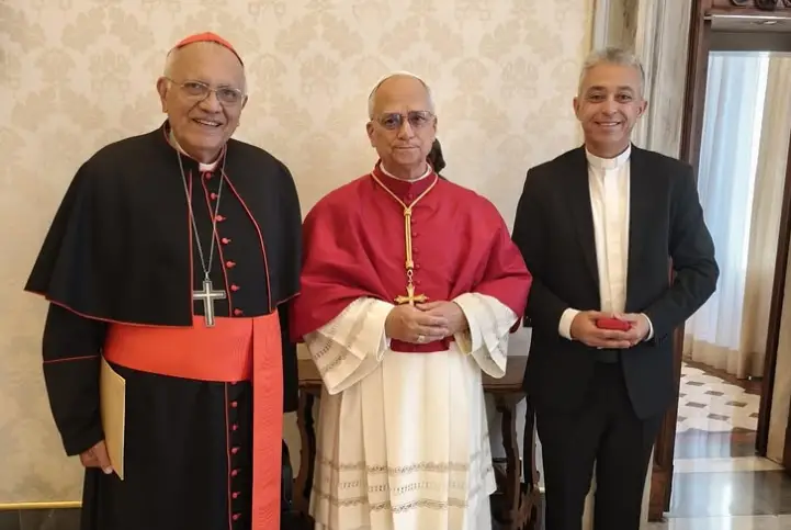 Cardenal Porras sostuvo una audiencia privada con León XIV en el Vaticano