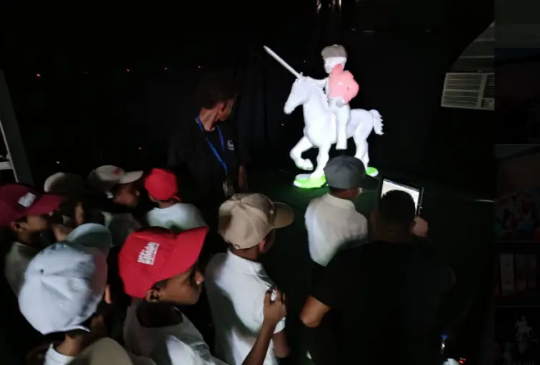 Un aproximado de cuatro mil estudiantes diarios disfrutan de la experiencia interactiva y pedagógica de la Expo Simón “De Niño a Libertador”.