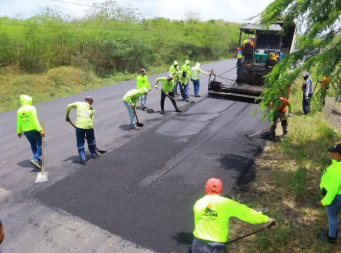 Desde la semana pasada iniciaron los trabajos de escarificación en la troncal 003, carretera Morón-Coro, en un tramo de 12 kilómetros.