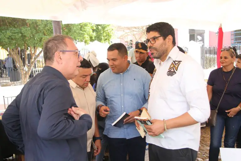 La espera de los lectores por la gran fiesta el libro terminó con la inauguración de la vigésima primera Filven capítulo Falcón.