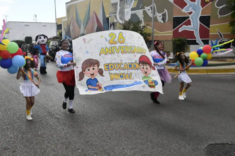 Punto Fijo | Desfile por aniversario de la Educación Inicial