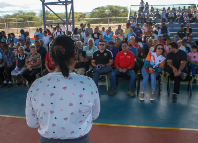 Desde el sector El Recreo, el pueblo de Falcón se organizó en asambleas para la selección de los representantes de los CCBI