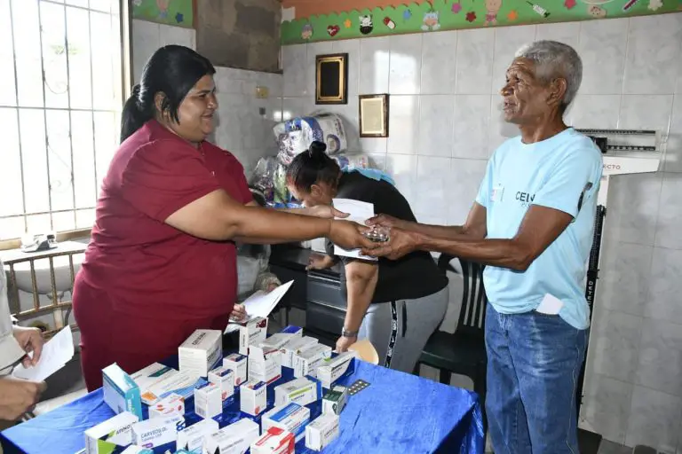 Gobierno de Carirubana garantiza atención médica especializada