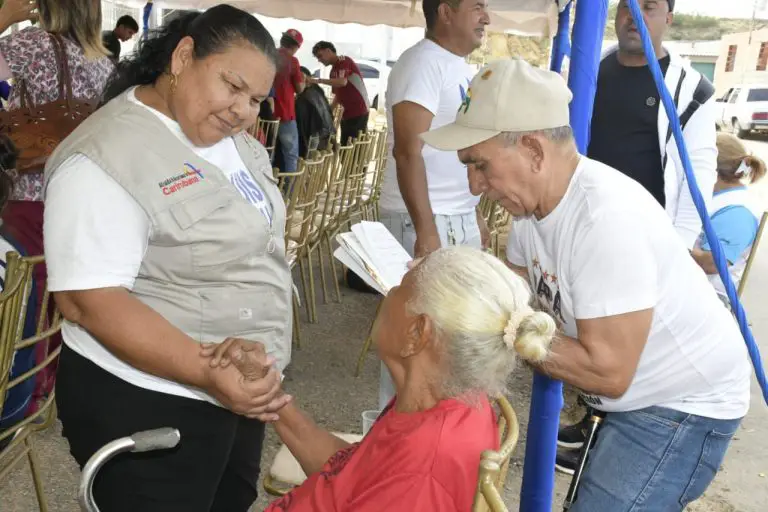 Gobierno de Carirubana garantiza atención médica especializada