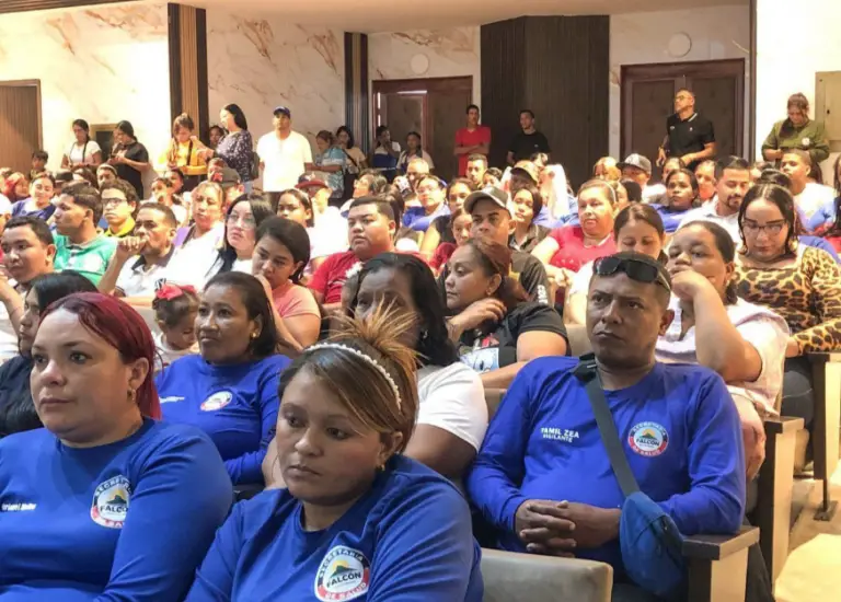 Vida del presidente Nicolás Maduro es admirada por trabajadores del sector salud