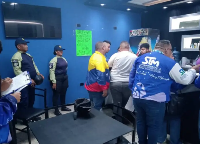 La Alcaldía de Miranda ejecutó un amplio despliegue de fiscalización de establecimientos de expendios de licores y comida rápida.