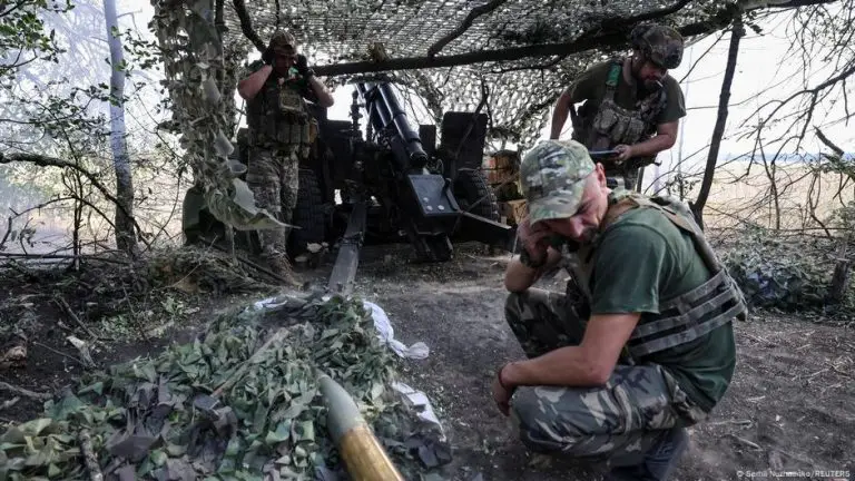 Ucrania destruye oleoducto ruso y lanza ataque en Pokrovsk