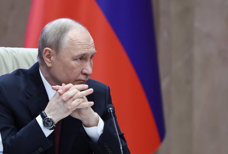 El Kremlin recibe varias versiones del plan de paz de EE.UU.