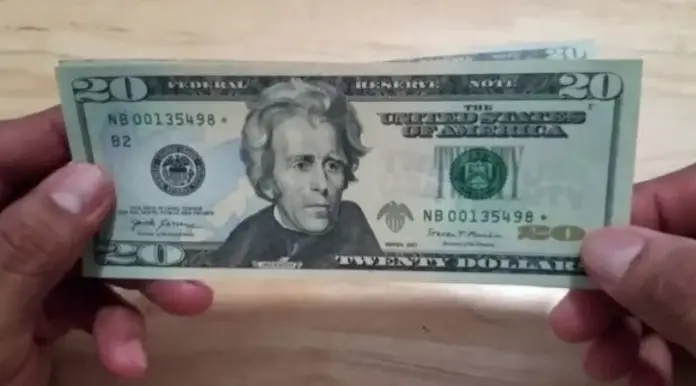 El precio del dólar BCV al 21 de noviembre de 2025 publicada por el Banco Central de Venezuela (BCV) se fijó en 241,578 Bs/USD.