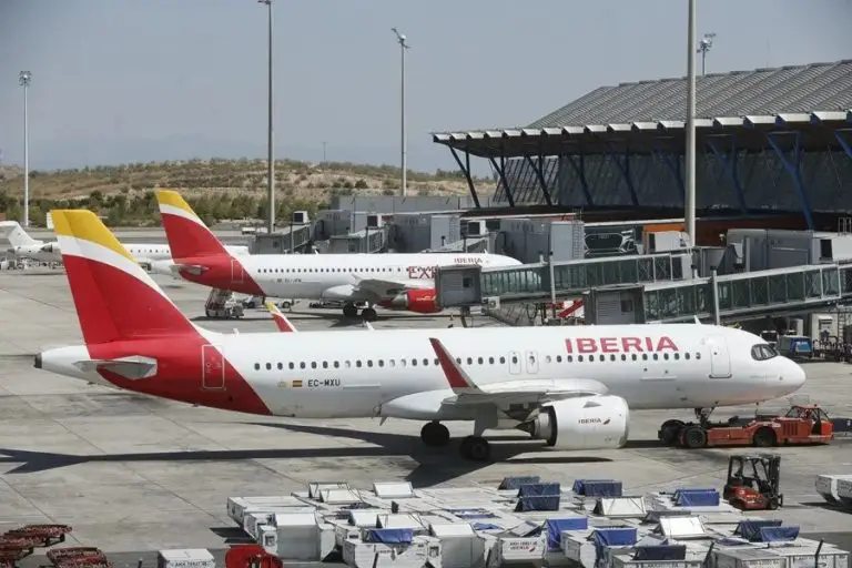 Revocan concesión a seis aerolíneas internacionales por suspensión de vuelos