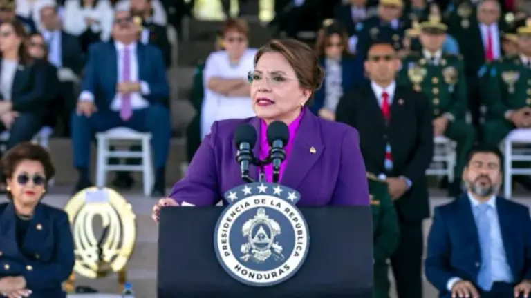 Xiomara Castro denuncia un presunto golpe de Estado en Honduras