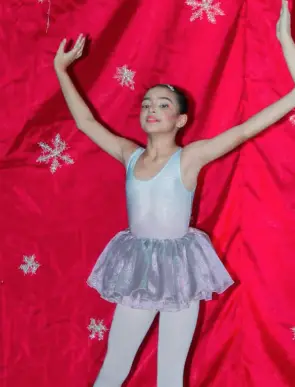 Este 6 de diciembre se celebró la Gran Gala Navideña de Danzas Churuguara y el cierre cultural 2025 del Ateneo Casta J. Riera.