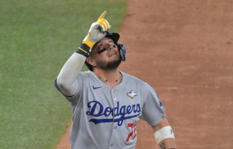 Miguel Rojas se queda con los Dodgers por $ 5.5 millones