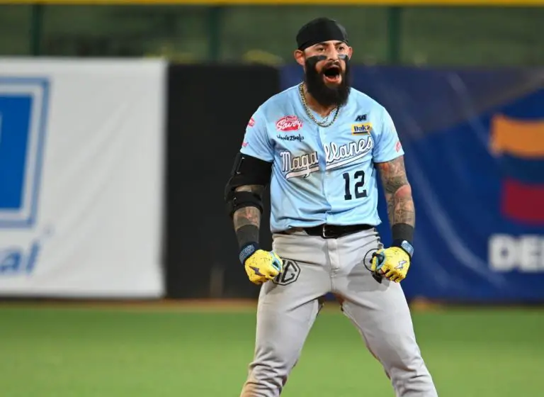 Rougned Odor hizo de todo y Magallanes anotó 20 carreras ante Caribes
