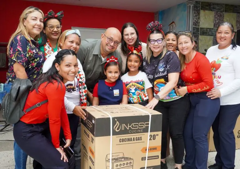 Tradiciones navideñas en escuelas realza identidad en Carirubana