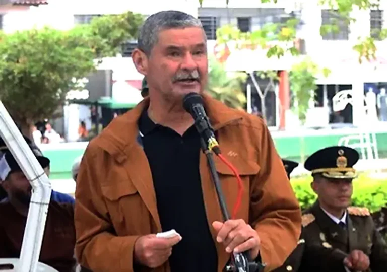 Falleció alcalde Félix Linares tras una larga lucha contra el cáncer