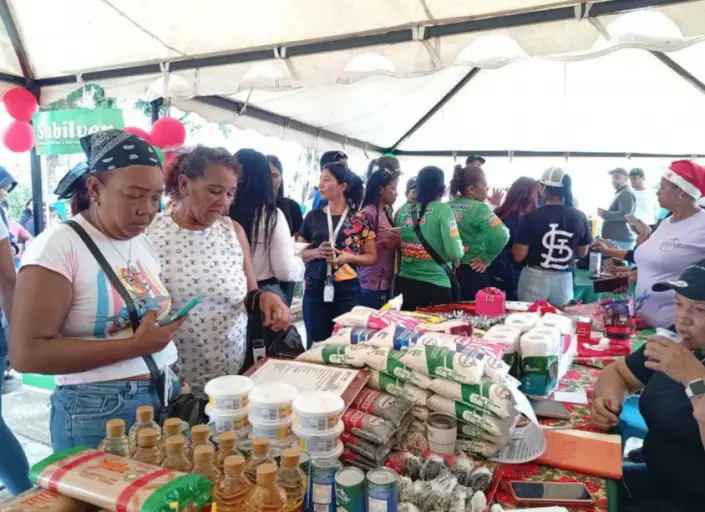 Más de 1700 familias de Capadare, municipio Acosta, fueron beneficiadas este sábado con el Plan Amor y Prosperidad Alimentaria.