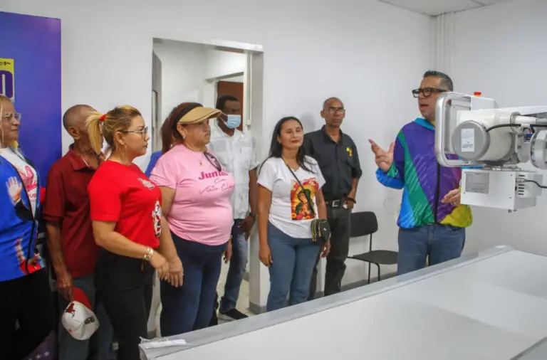 Coro |  Celebran entrega del CDI Dr. Secundino Urbina con Ruta del Bienestar