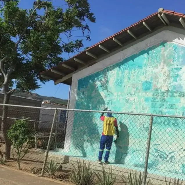 Comuna en Miranda, Democracia y Mauroa adecúan espacios educativos