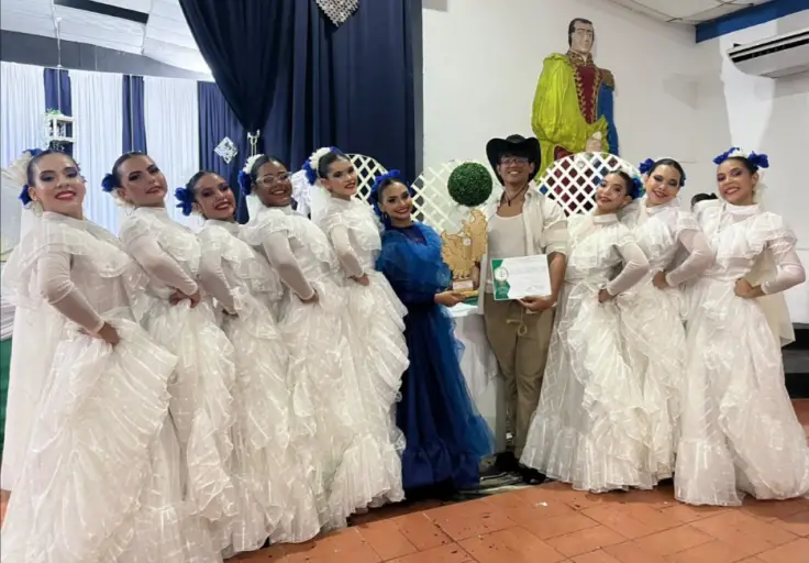 Este sábado 29 de noviembre se realizó el XXXVII Festival Regional de Danza Nacionalista y el 41° aniversario de Danzas Cumarebo.