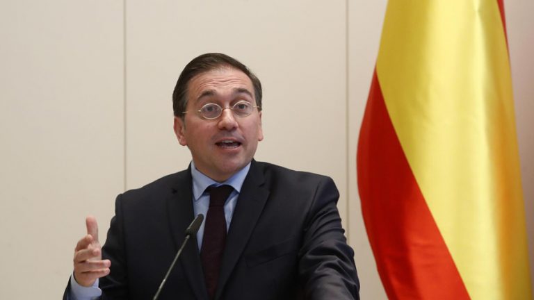 España pide que la situación de Venezuela se resuelva «por medios pacíficos»