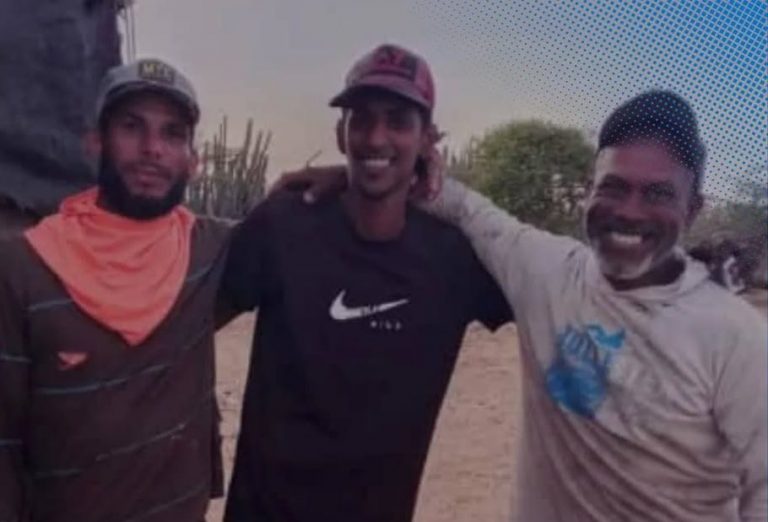 Pescadores de Amuay rescatados sanos y salvos este 9-Dic