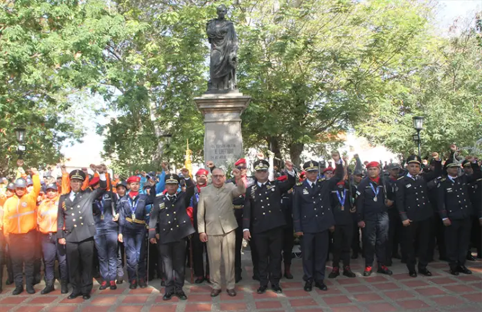 Este lunes el Cuerpo de la Policía Nacional Bolivariana (PNB) celebró su décimo sexto aniversario y en Falcón se llevó a cabo un acto.