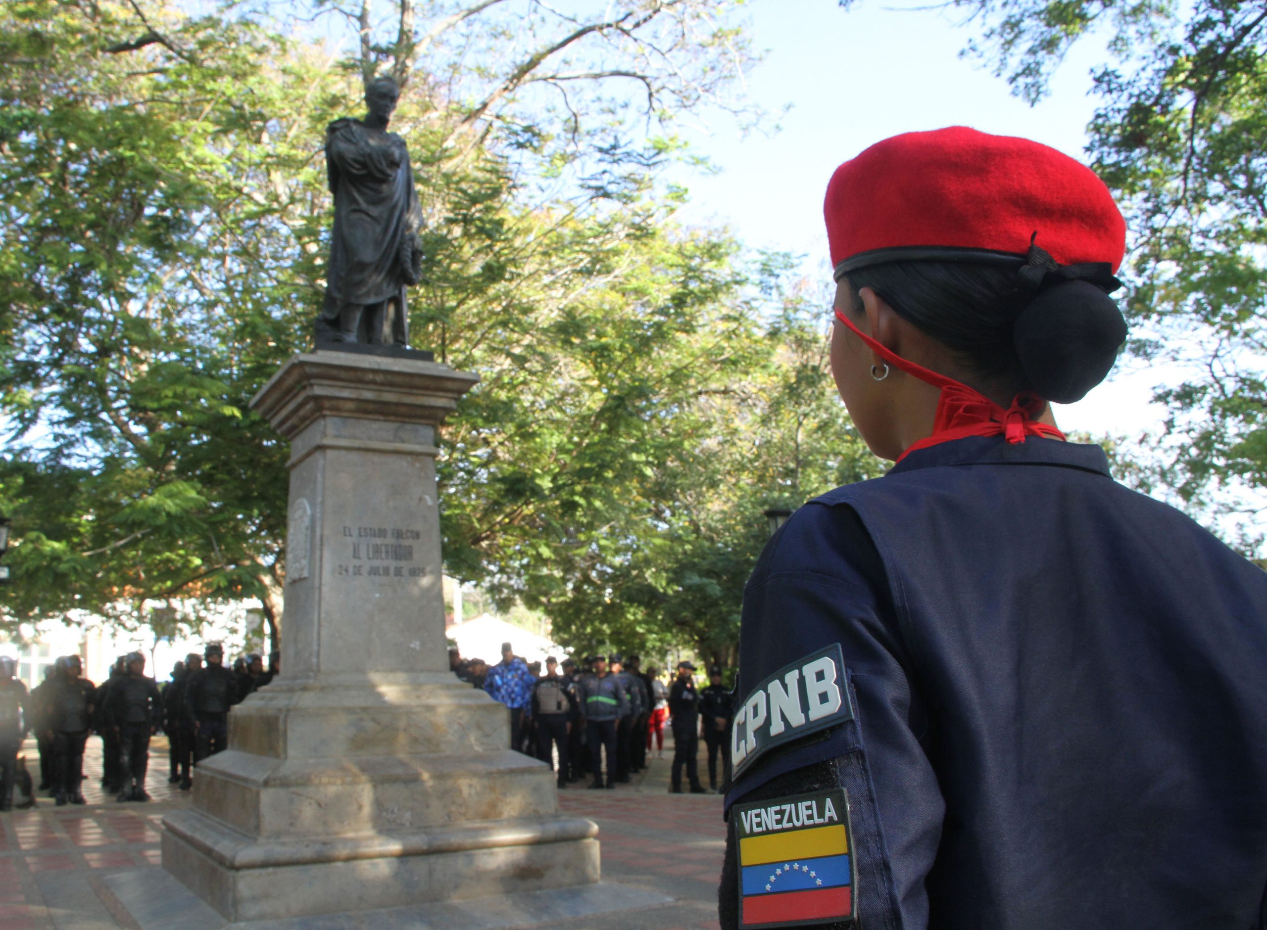 Este lunes el Cuerpo de la Policía Nacional Bolivariana (PNB) celebró su décimo sexto aniversario y en Falcón se llevó a cabo un acto.