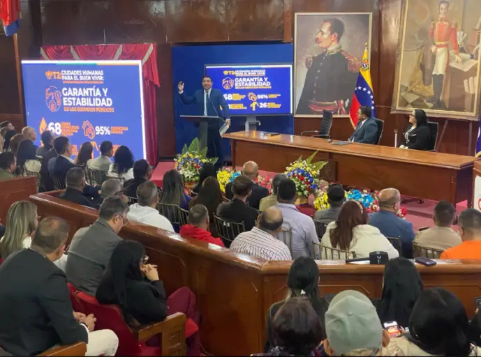 El gobernador Víctor Clark presentó Proyecto de Ley del presupuesto para el Ejercicio Fiscal 2026 en el que el 75% es para lo social.