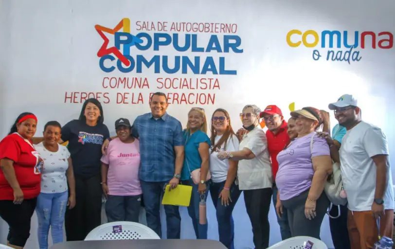 21 comunas y circuitos comunales de 10 municipios del estado Falcón recibieron kits de herramientas para las Salas de Autogobierno Comunal.