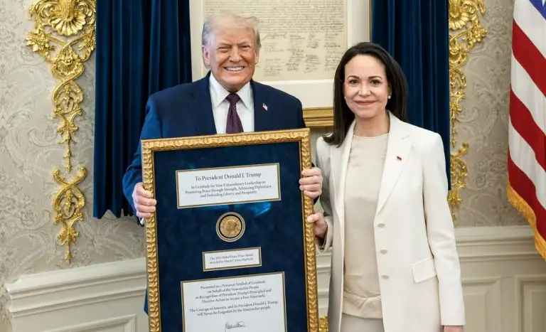 Comité Nobel se pronuncia sobre entrega de medalla de MCM a Trump