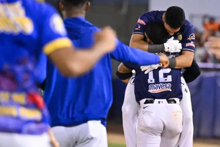 Navegantes del Magallanes se acerca a la final de la LVBP