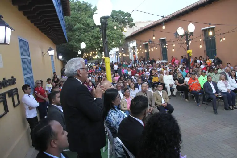 Se instaló la directiva del Clef, la cual fue ratificada con Claudio Thielen en la presidencia y María Salazar en la vicepresidencia.