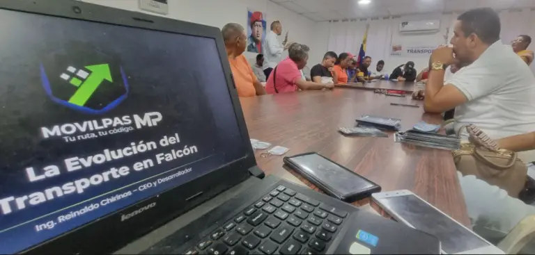 Coro: Presentan «MovilPas», el nuevo sistema de cobro digitalizado