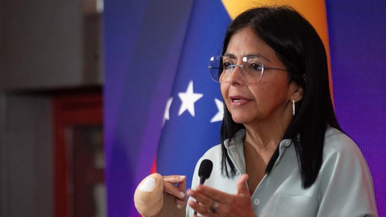 Venezuela exige prueba de vida del presidente Nicolás Maduro y Cilia Flores